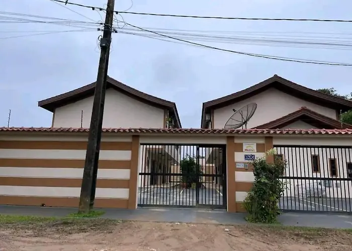 Excelente Apartamento - 2 Suítes com Ar Condicionado em Maranduba Ubatuba